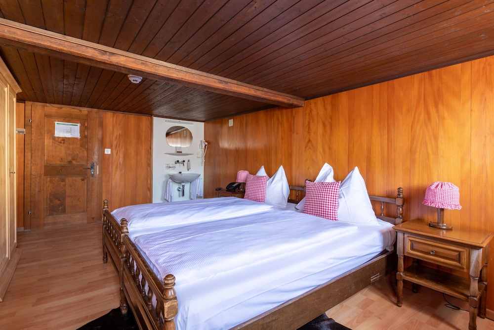 Swiss Chalet Lodge Swiss Chalet Merlischachen