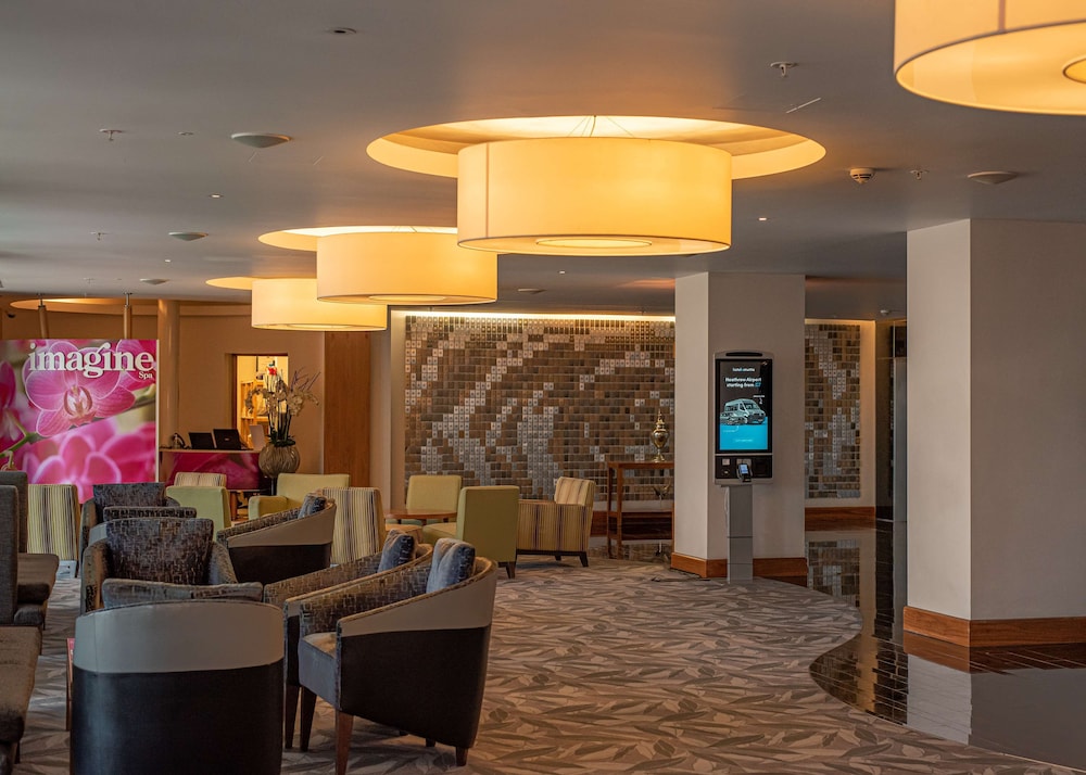 Hilton London Heathrow Airport Terminal 5