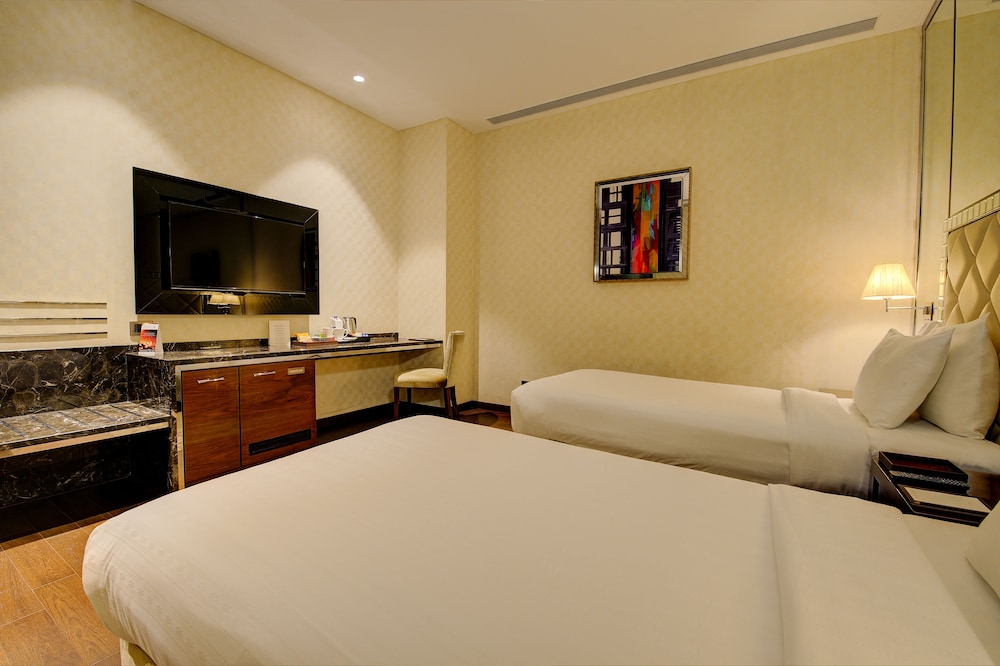 Niranta Airport Transit Hotel & Lounge Terminal 2 Arrivals