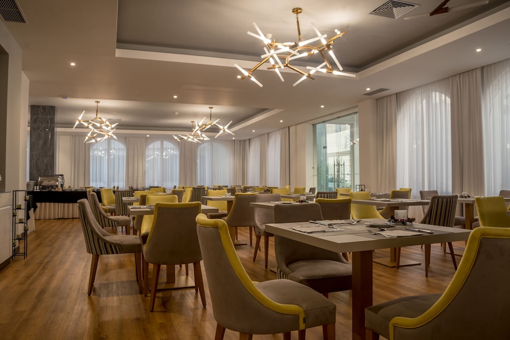 Hotel Covilha Doña Maria Affiliated by Meliá