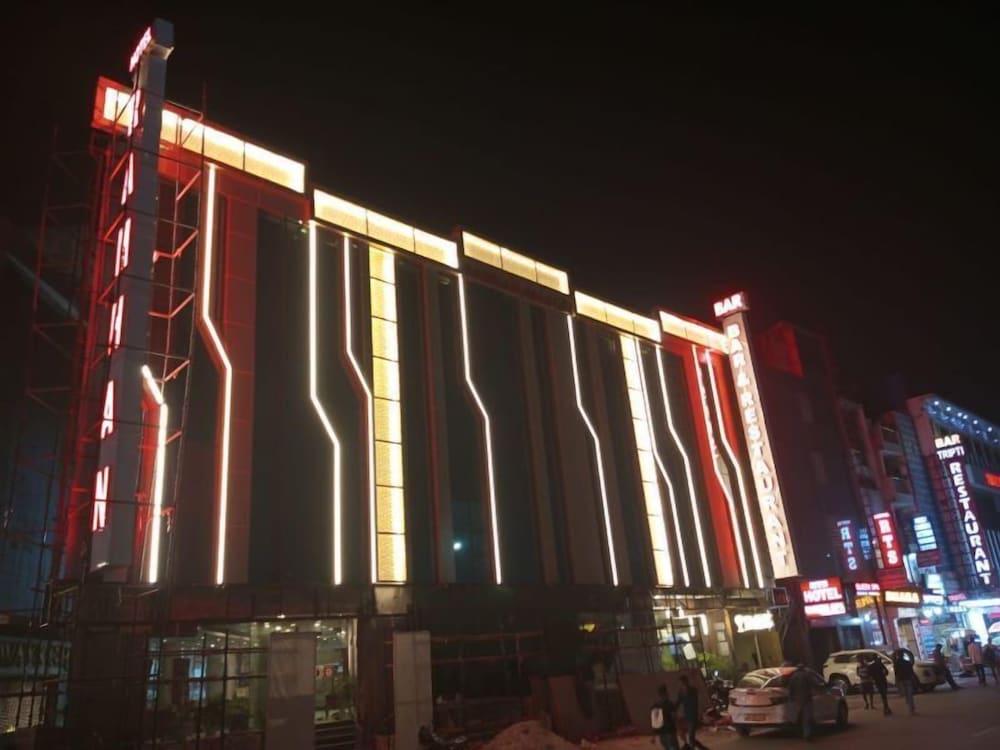 Hotel Ramhan Palace
