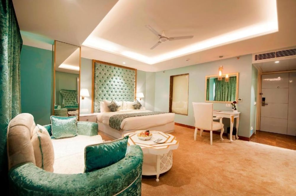 Hotel Ramhan Palace