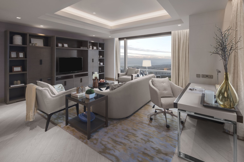Shangri-La Residences at the Fort, Manila