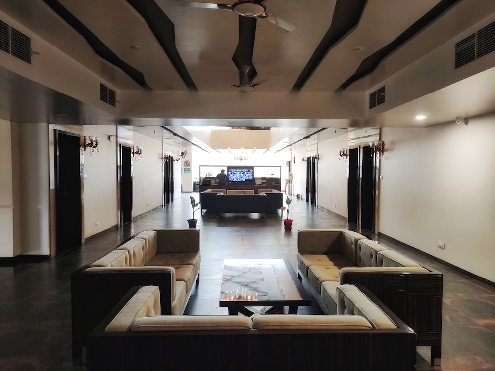 Hotel Grand Kaushalya