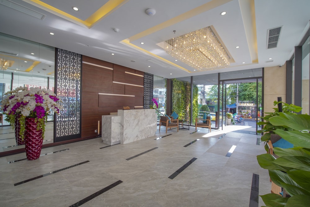 G8 Luxury Hotel and Spa Da Nang