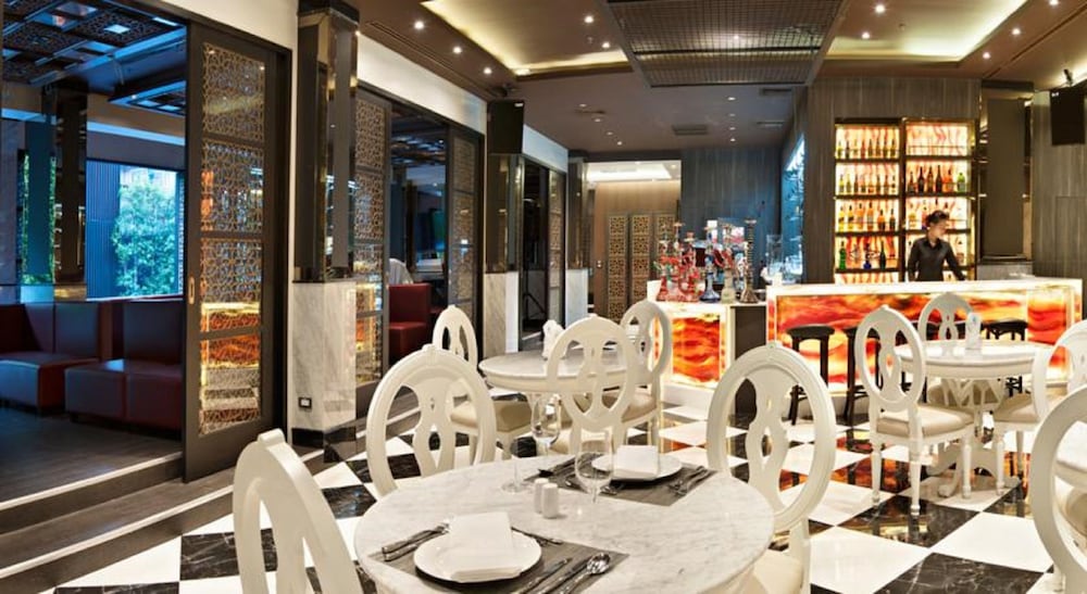 Grace Hotel