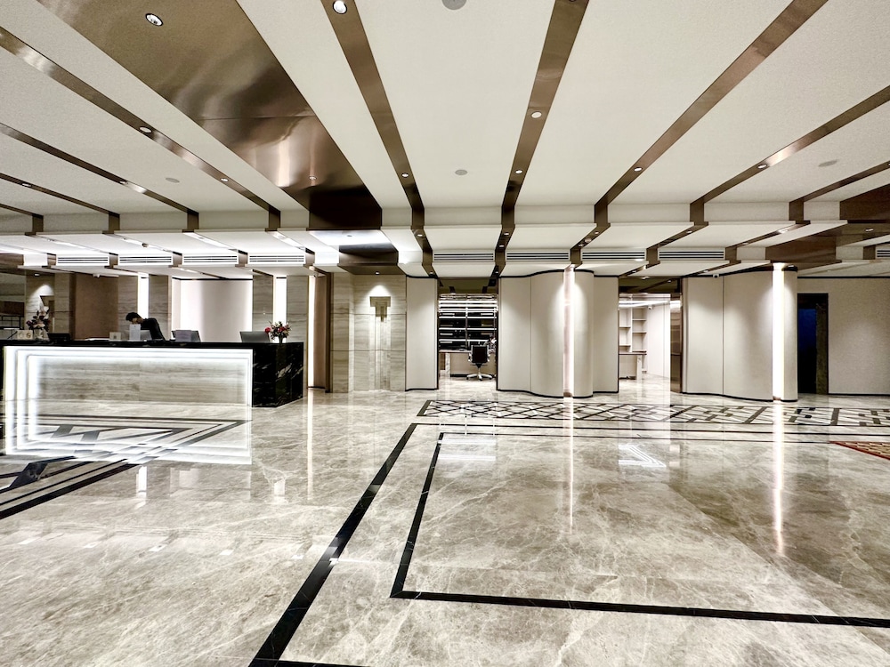 Grace Hotel