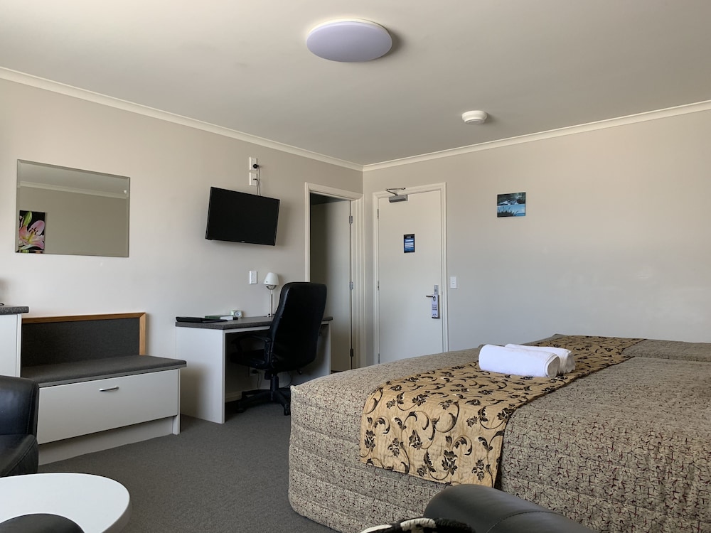 High Peaks Hotel