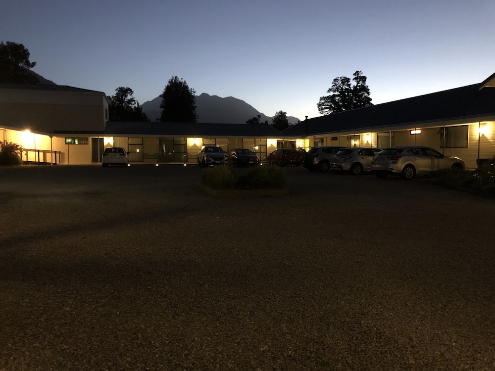 High Peaks Hotel