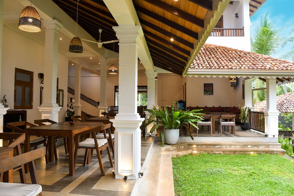Serenity Boutique Unawatuna