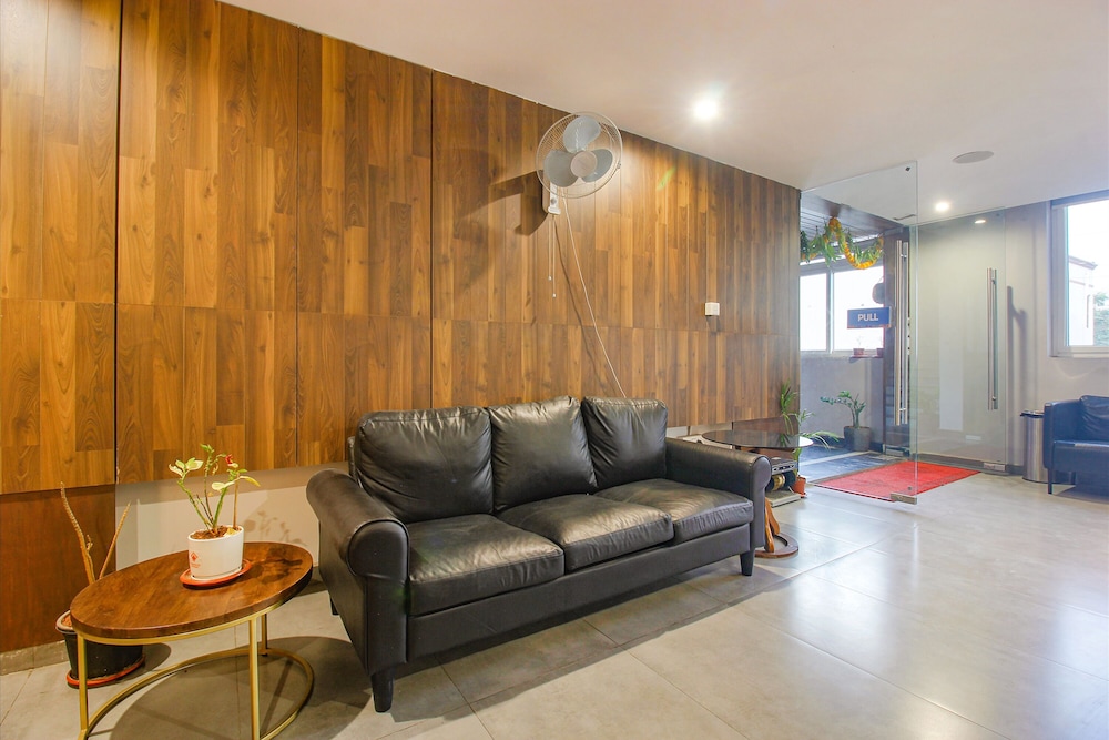 Hotel SSR Fern Suites