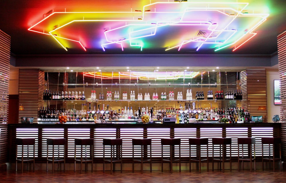 Renaissance London Heathrow Hotel