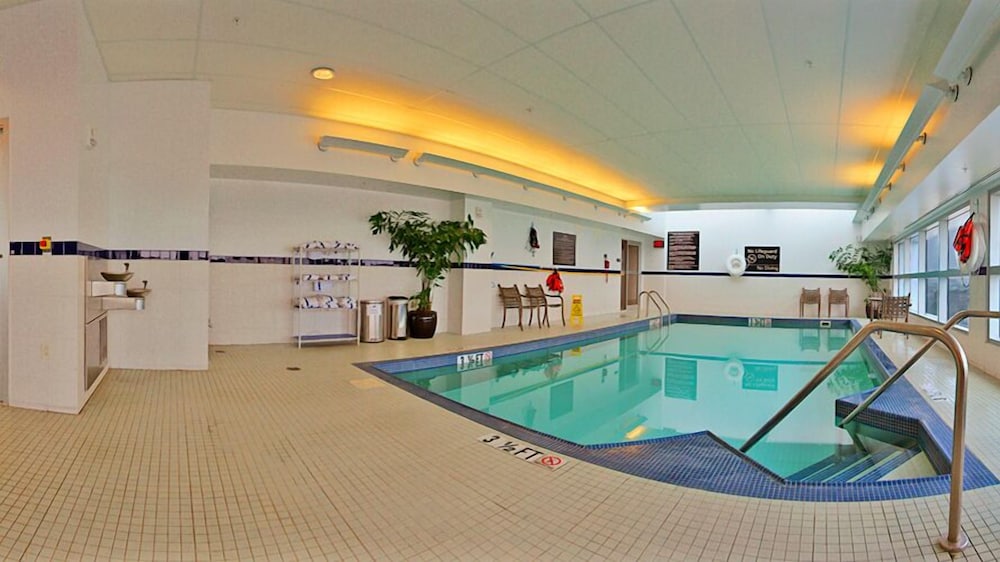 Hampton Inn & Suites Boston Crosstown Center