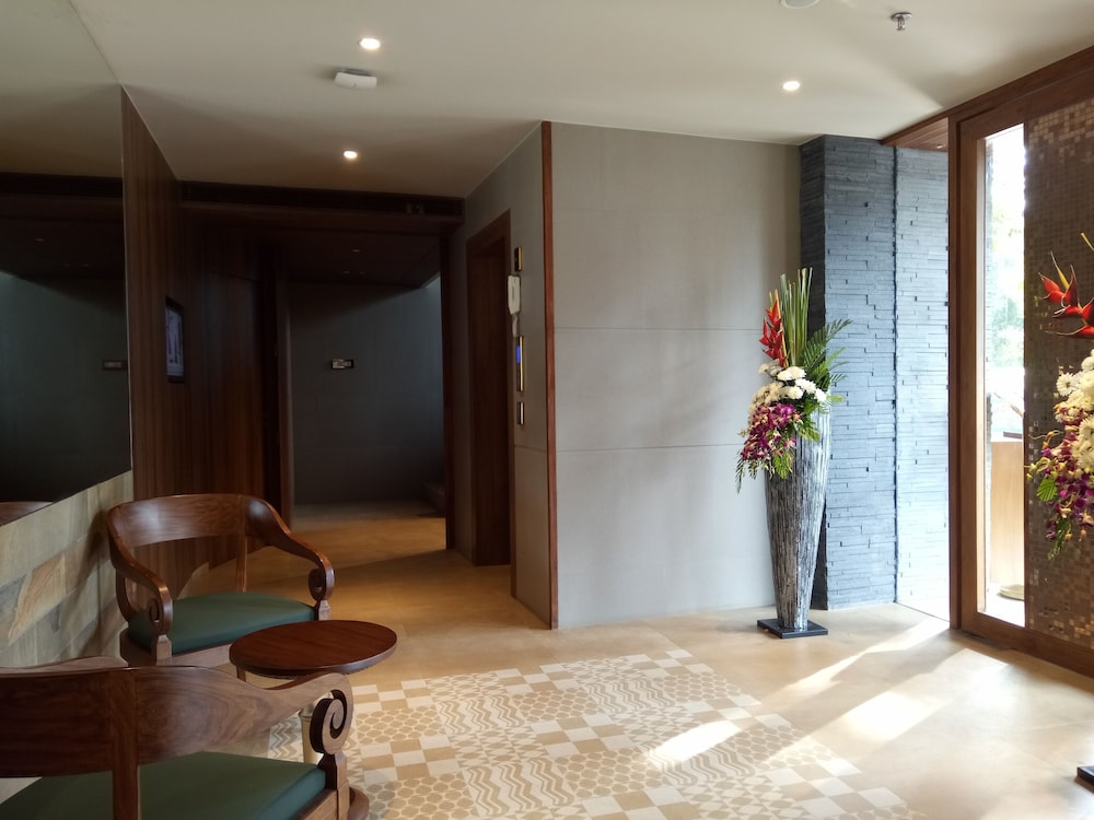 The Grandeur Boutique Hotel