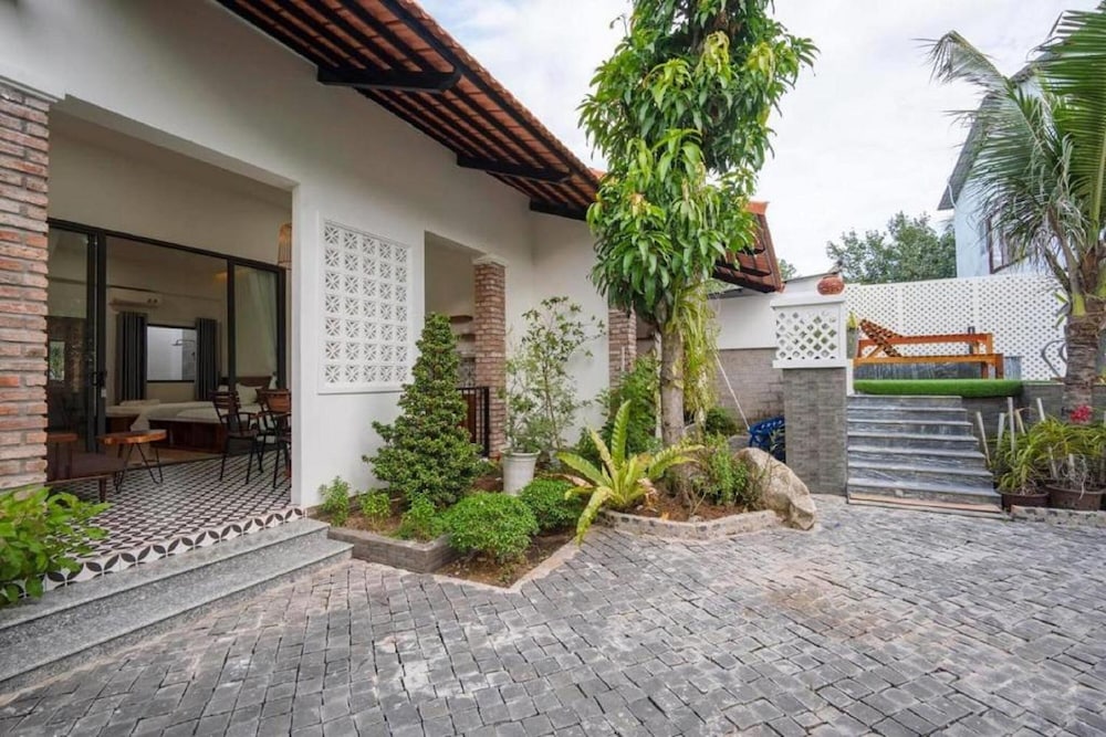 Nhu House Bungalow