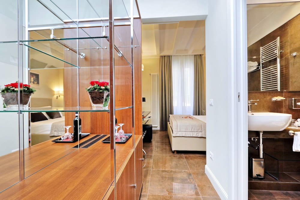 Piazza Venezia Grand Suite