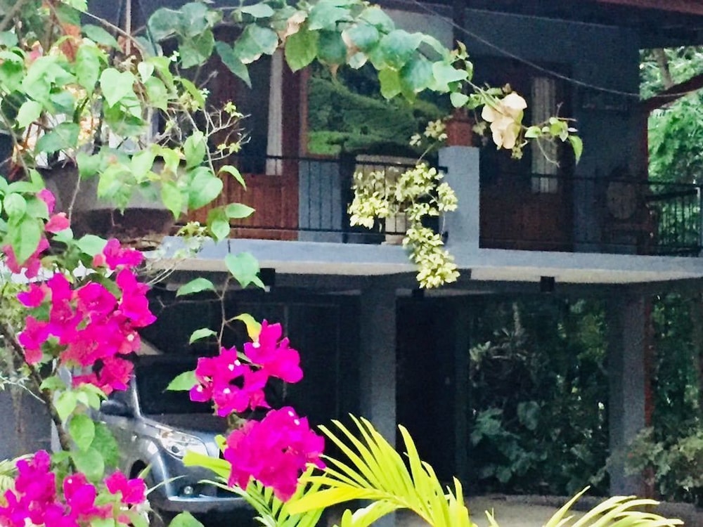 Yalegoda Walauwa Homestay