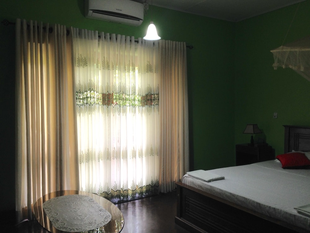 Yalegoda Walauwa Homestay
