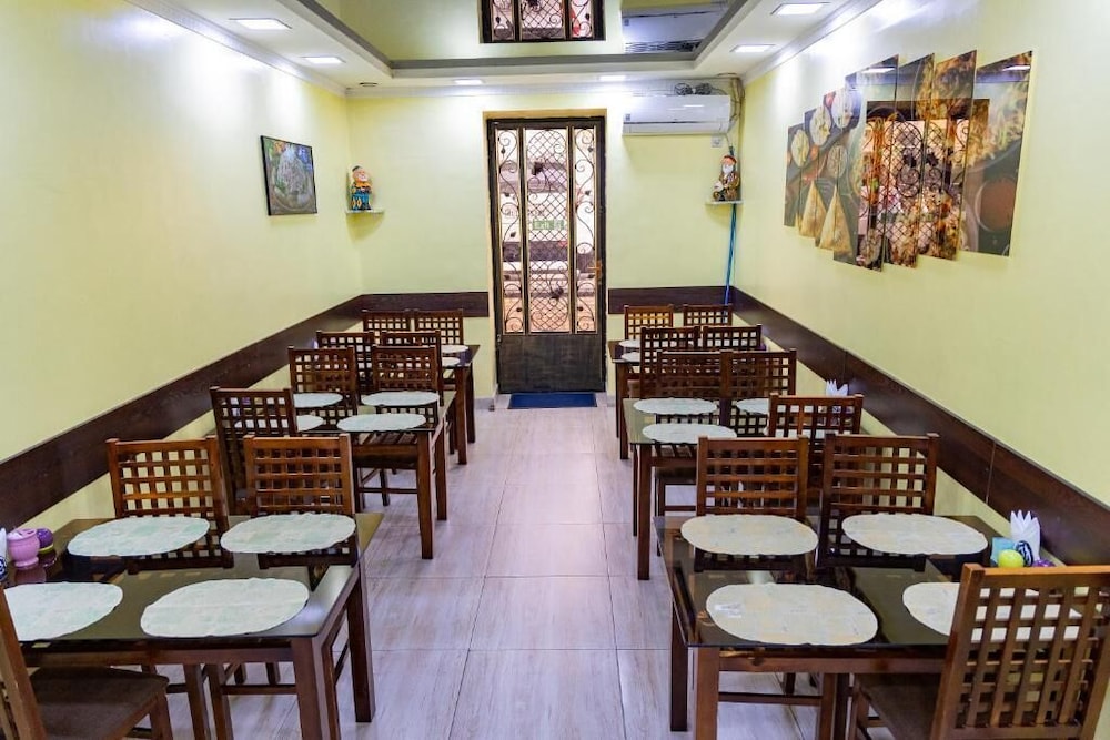 Shakh Sultan Hotel