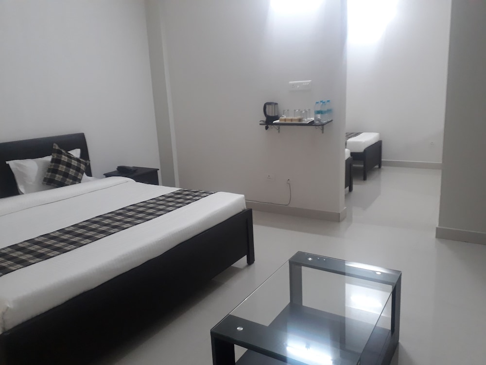 Jessica Residency