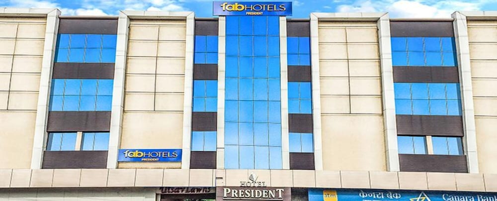  FabHotel Prime President