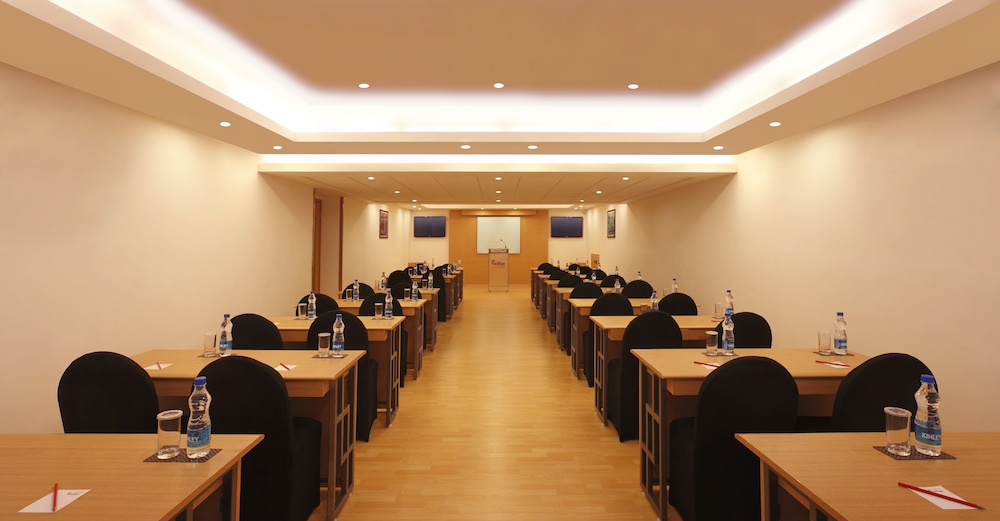 Red Fox Hotel Delhi Airport