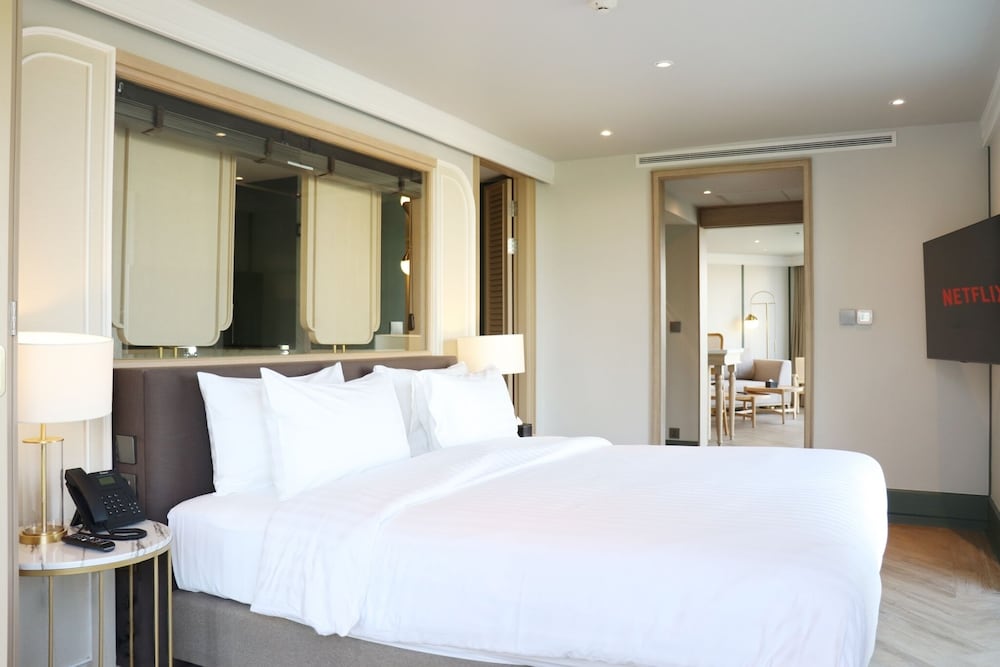 The Quarter Chaophraya by UHG
