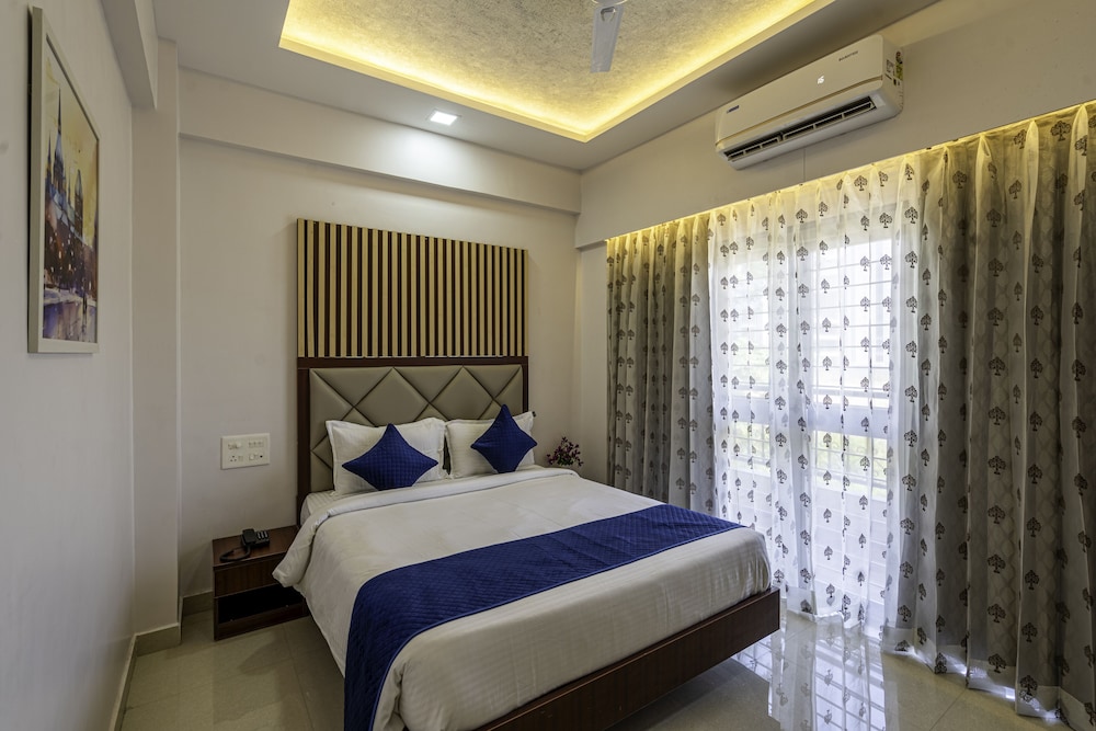 Divine Suites, Business Hotel, Kharadi