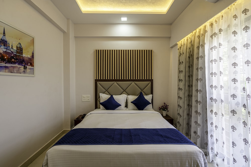 Divine Suites, Business Hotel, Kharadi