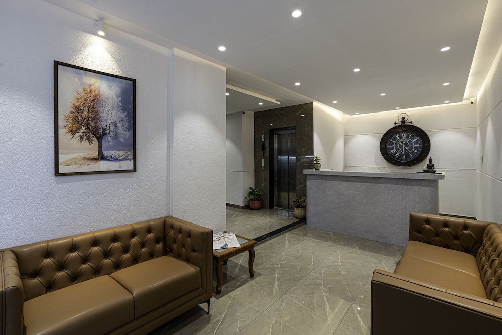 Divine Suites, Business Hotel, Kharadi
