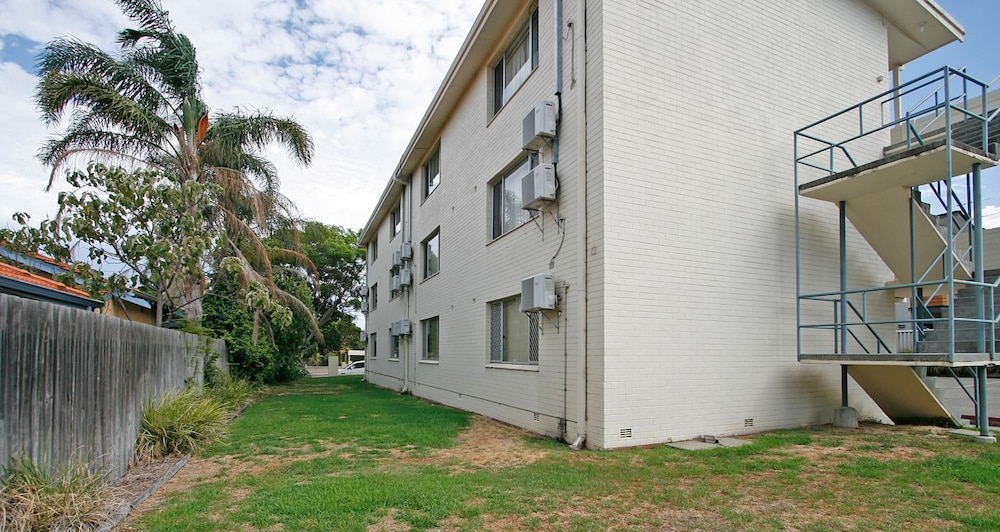 Malibu Apartments Perth