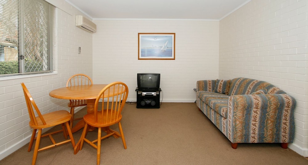 Malibu Apartments Perth