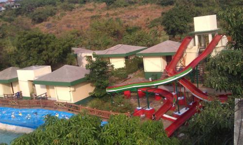 Pali Beach Resort & Waterpark