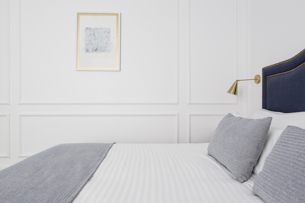Hotel Midmost by Majestic Hotel Group