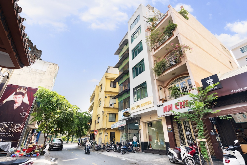 Hoang Luxury Hotel Dist 1 Ho Chi Minh