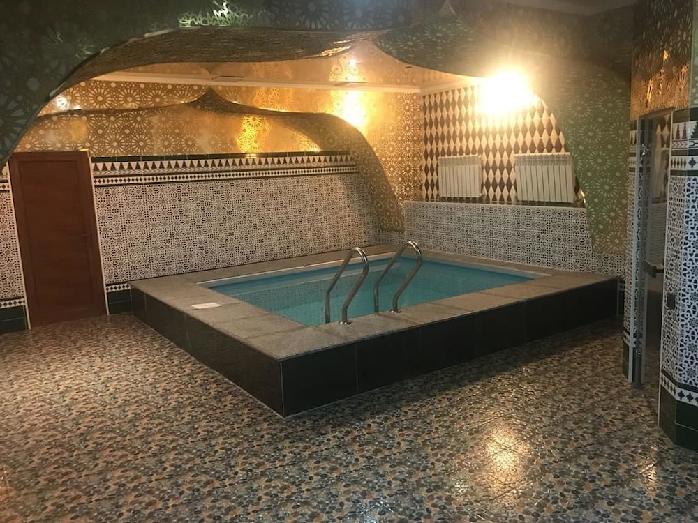 Grand Opera Hotel