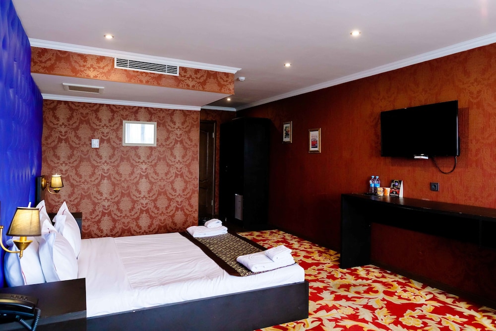 Grand Opera Hotel