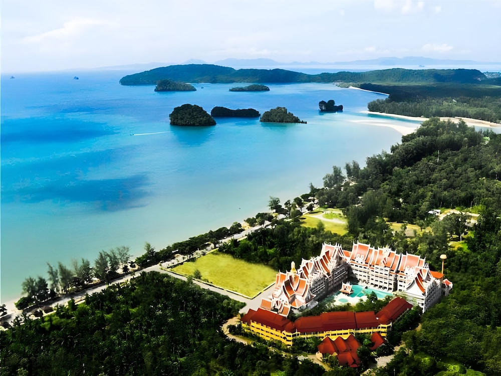 Ayodhaya Palace Beach Resort Krabi