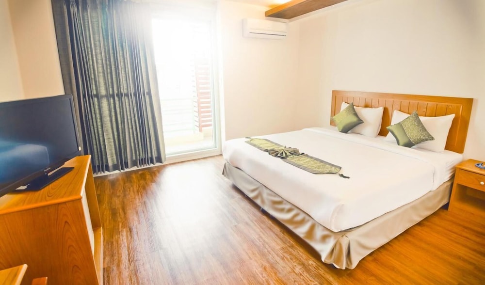 TM Land Serviced Hotel