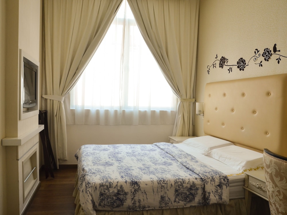 Jayleen 1918 Hotel