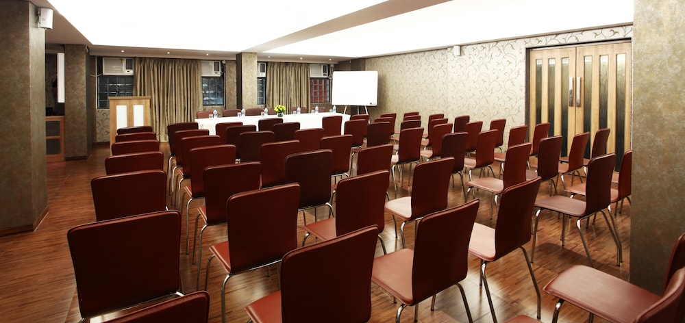 Hotel Maharana Inn Chembur
