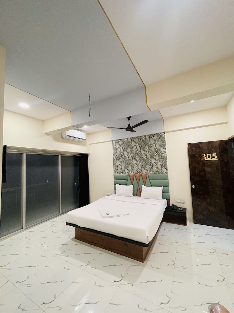 Balaji Residency By Glitz Hotels