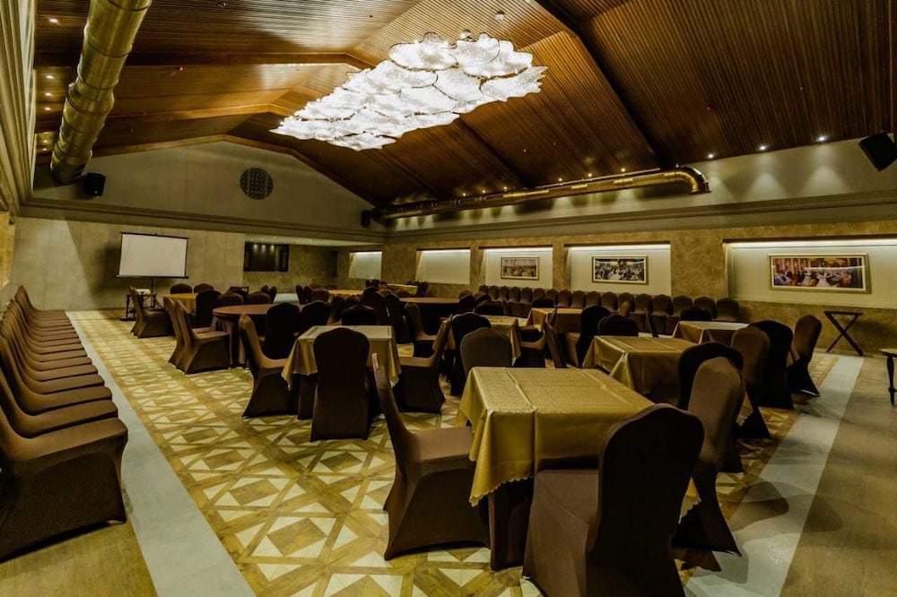 HOTEL SAI PALACE MANGALORE