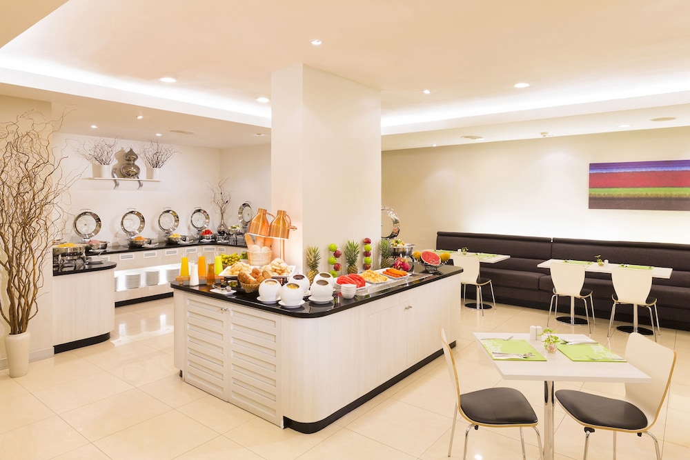 Ibis Bangkok Sathorn