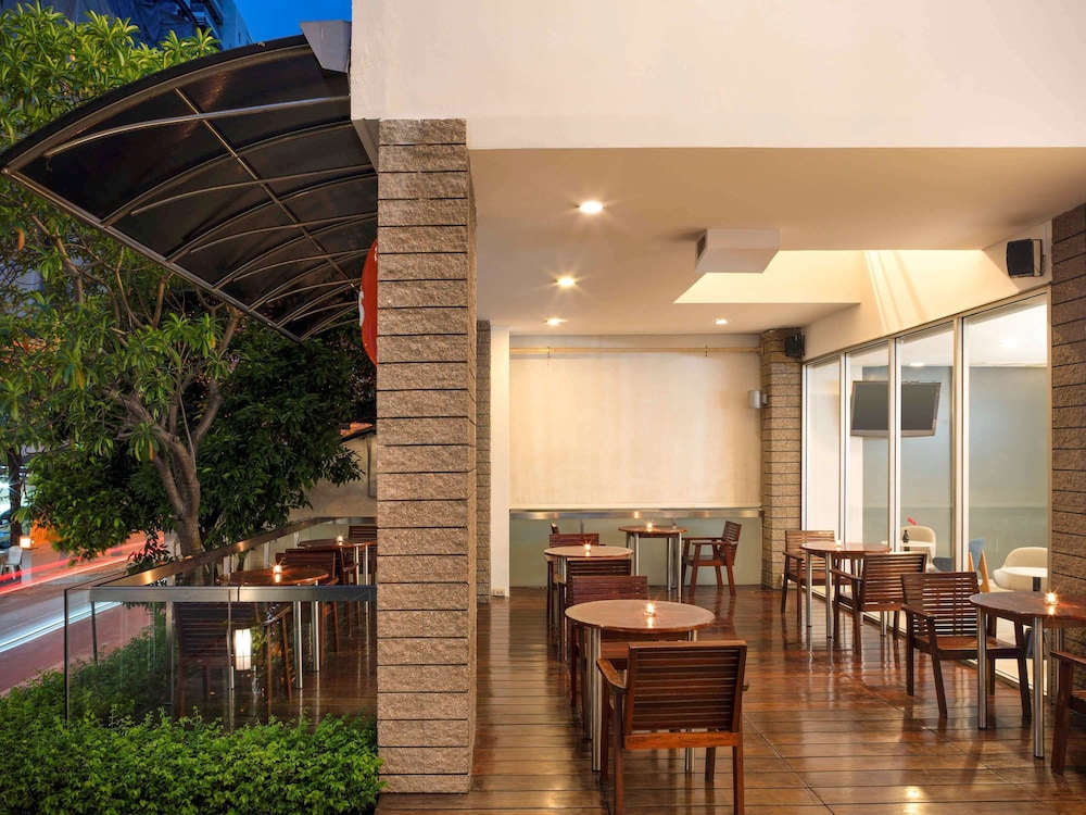 Ibis Bangkok Sathorn