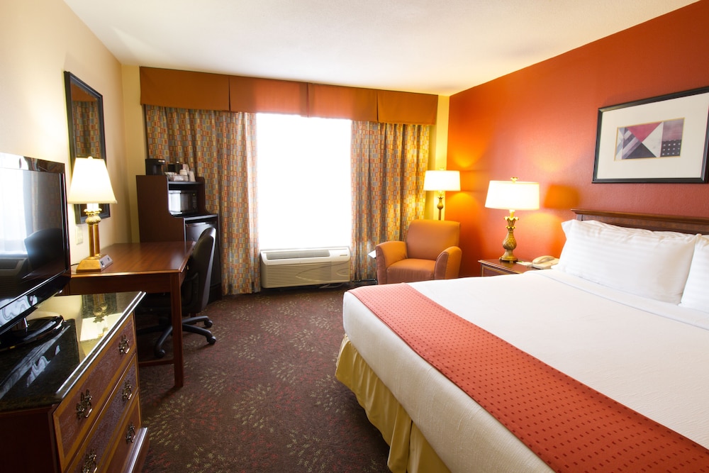 Holiday Inn Chicago O'Hare Area by IHG