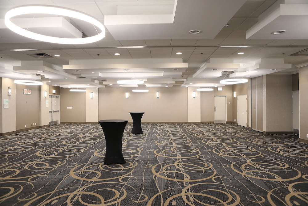 Holiday Inn Chicago O'Hare Area by IHG
