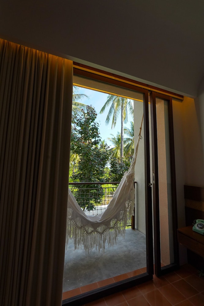 Lumi Hotel