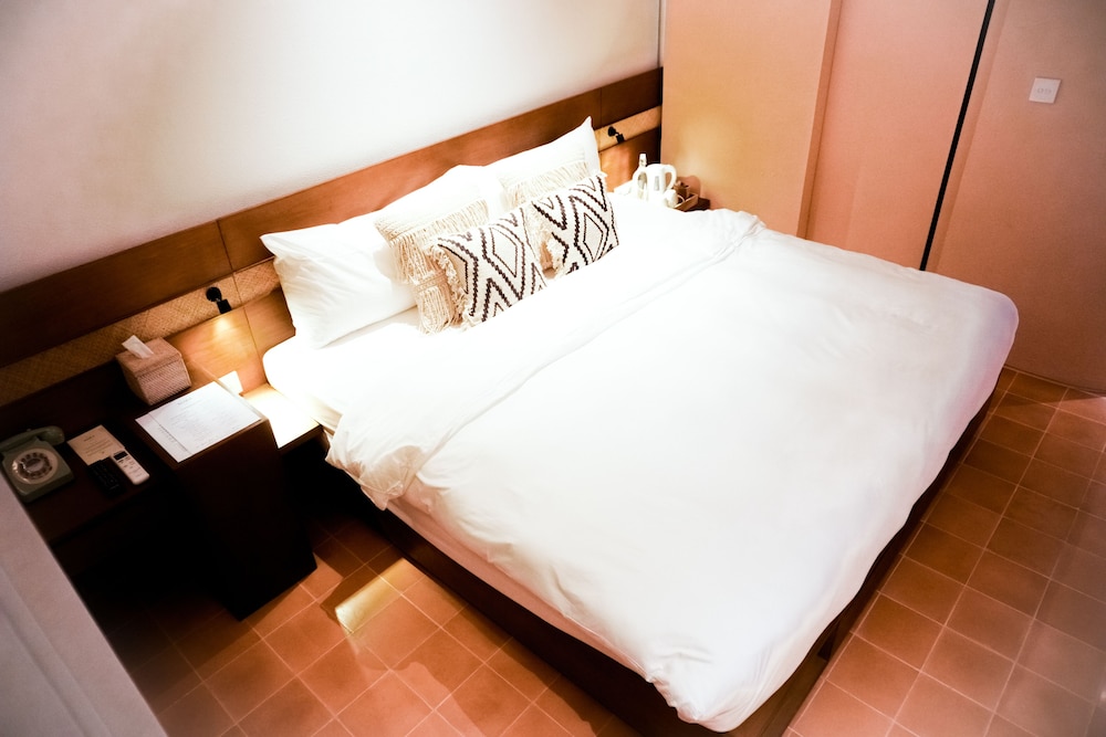Lumi Hotel
