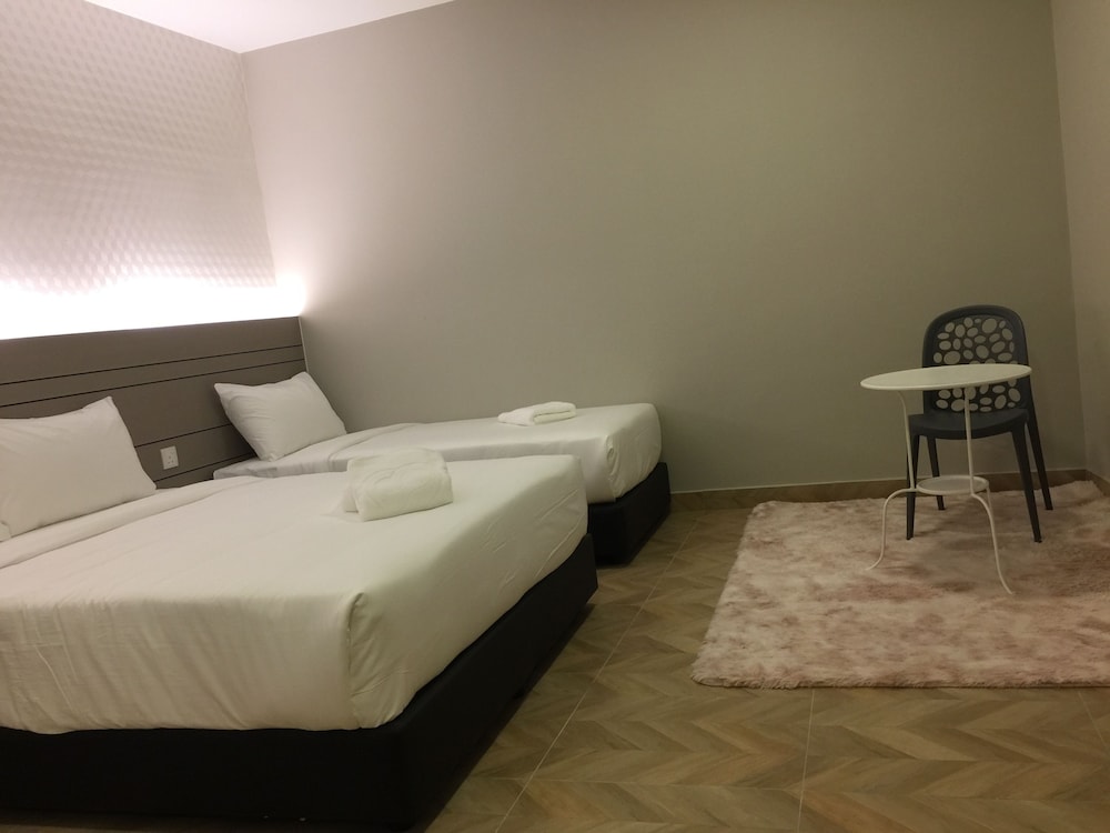 Worldview Grand Hotel